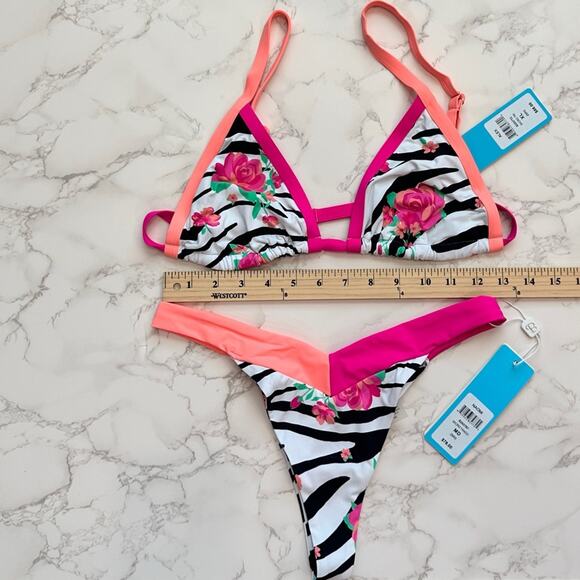 Beach Bunny Alex Micro Triangle Top XL &  Naomi Micro Tango M $170 - Picture 12 of 14